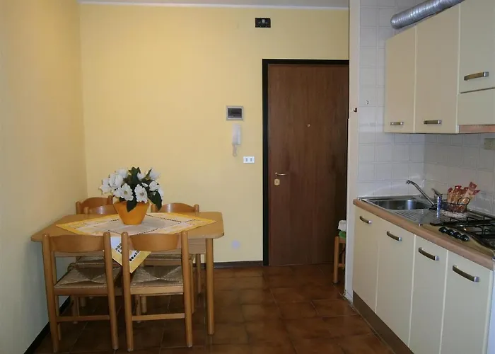 In 24418 * Бібіоне